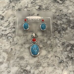 Earring and Pendant Set.